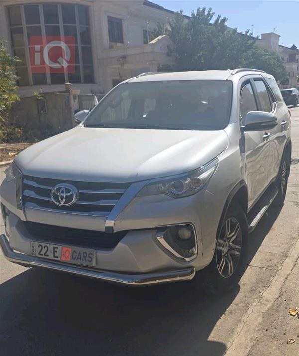 تويوتا فورجنر 2017 للبيع في العراق - بحركة